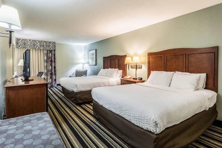 Room 8 of 46